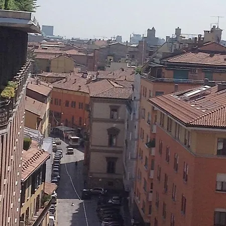 博洛尼亚镇中心酒店 3*