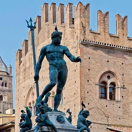 לינה וארוחת בוקר Center Town 3*