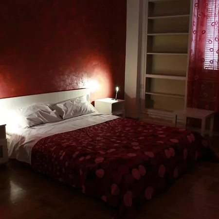 Center Town Bed & Breakfast 3*