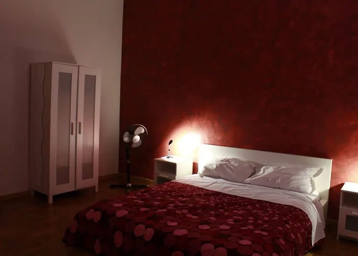 فندق مبيت وإفطار Center Town بولونيا